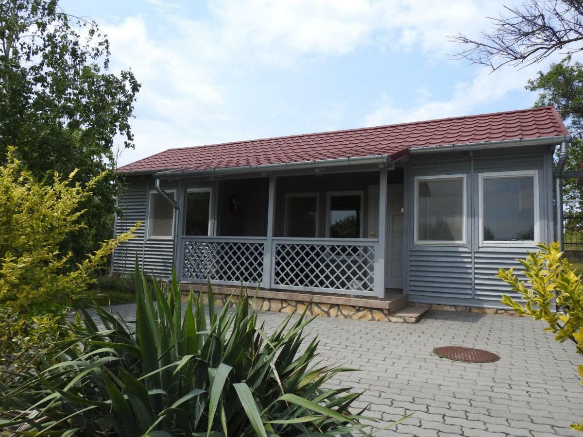 Akali Apartman Balatonakali Bagian luar foto